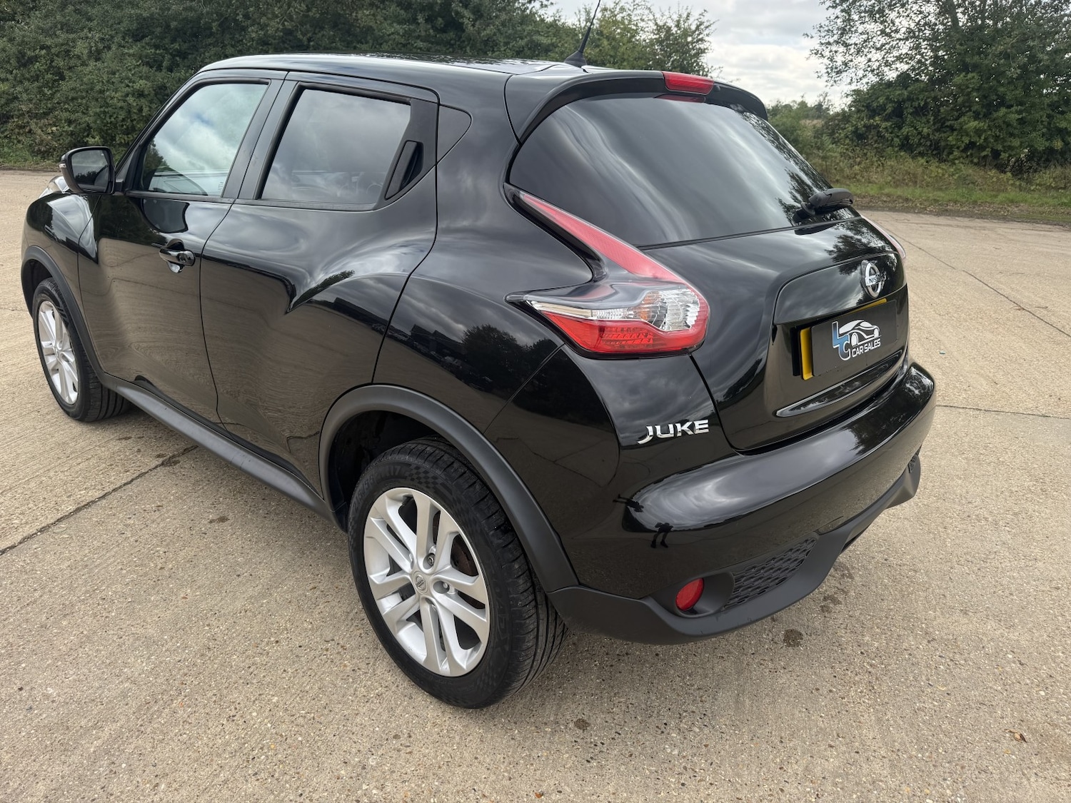 Used Nissan Juke 2017 for sale - 76799239: Photo 3