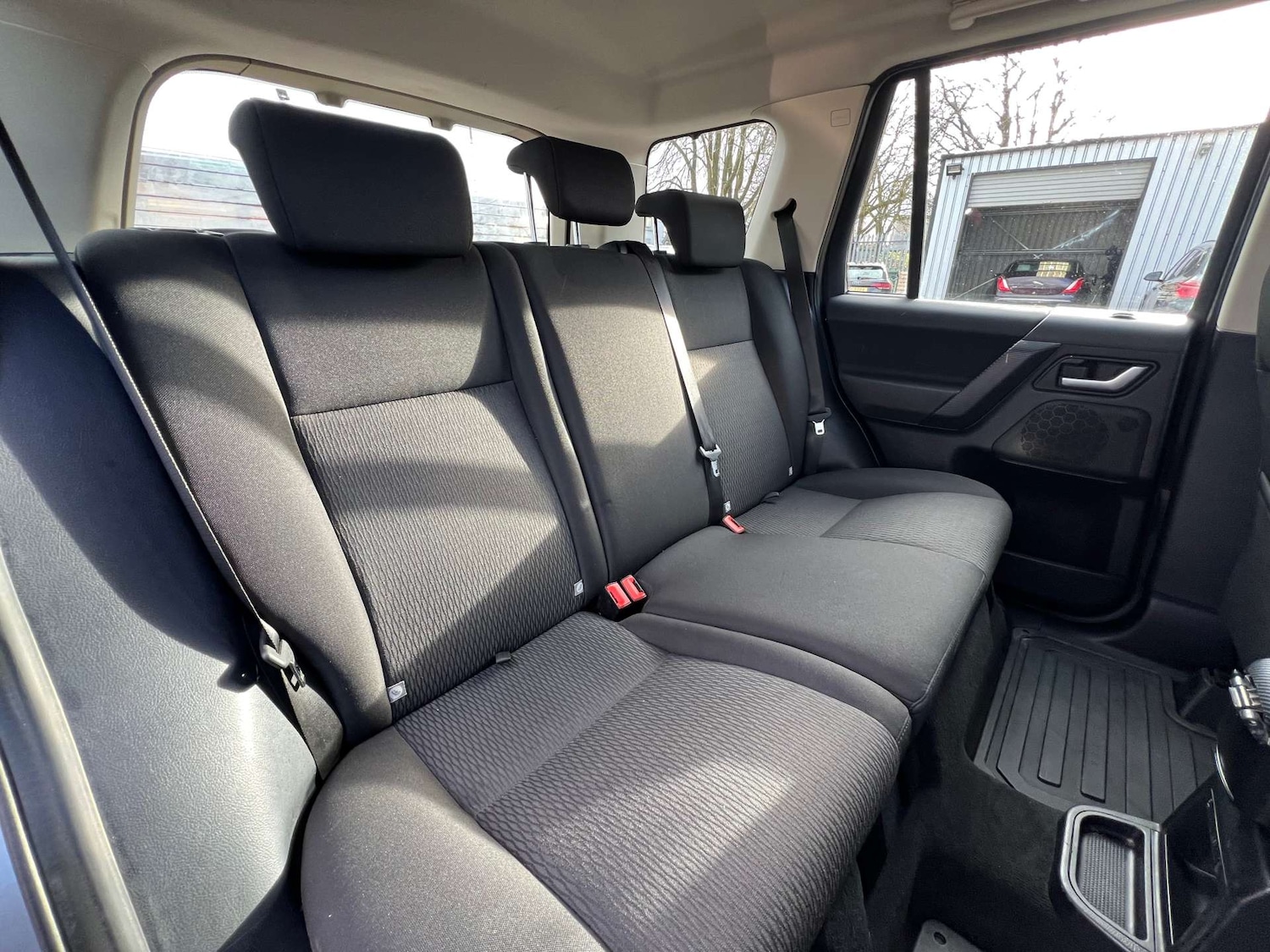 Used Land Rover Freelander 2 2011 for sale - 76595820: Photo 31