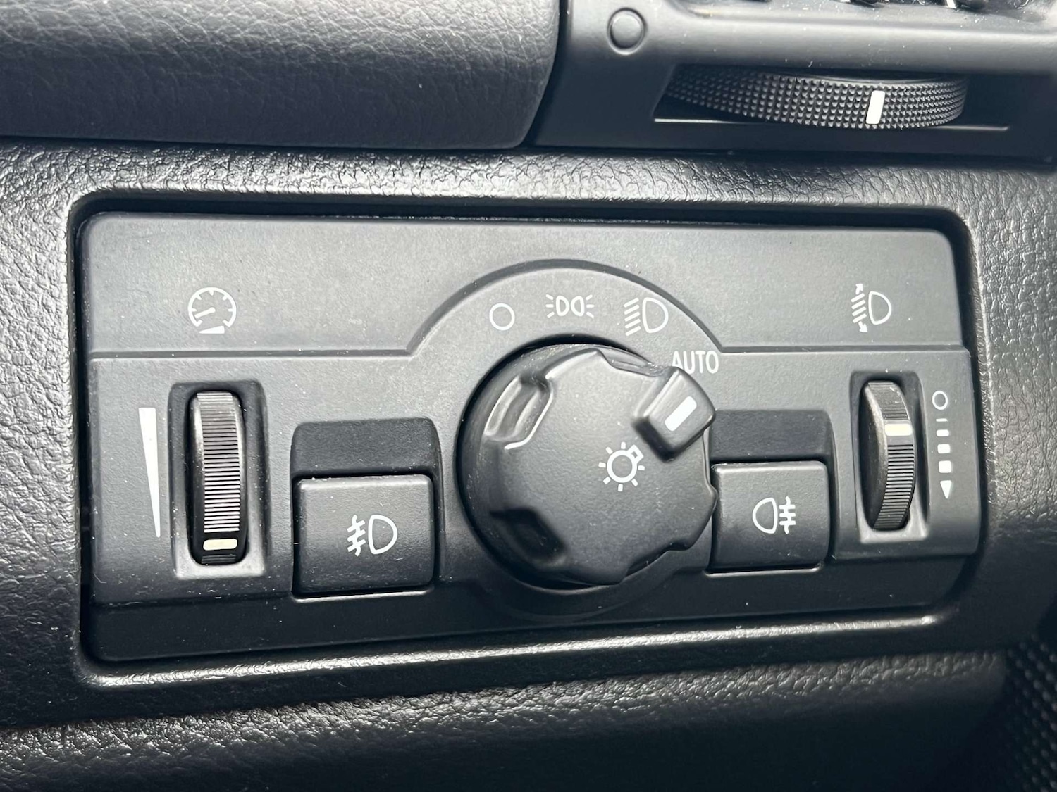 Used Land Rover Freelander 2 2011 for sale - 76595820: Photo 60