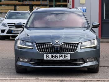 Used Skoda Superb 2016 for sale - 79844783: Photo