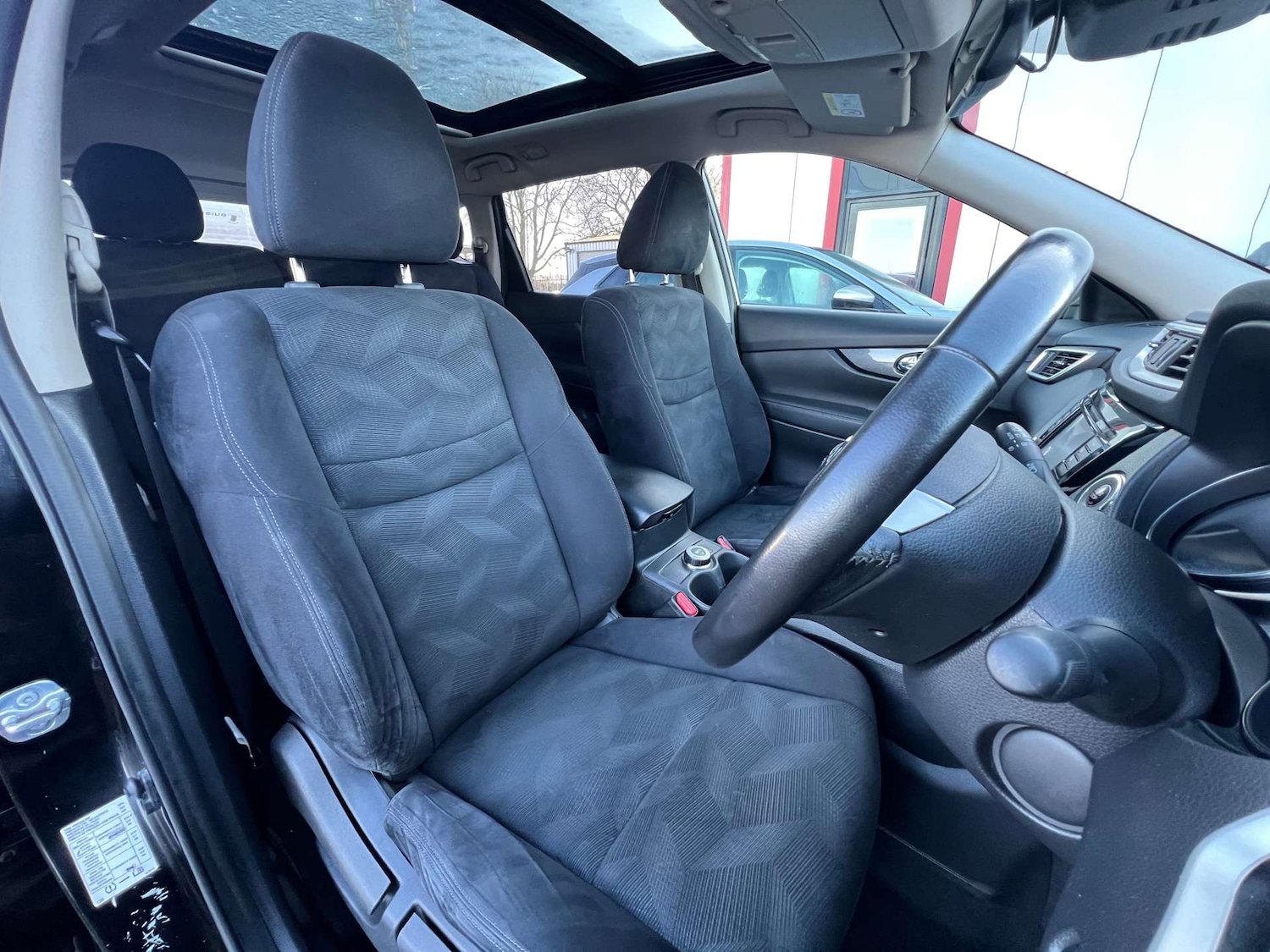 Used Nissan X-Trail 2017 for sale - 77662763: Photo 28