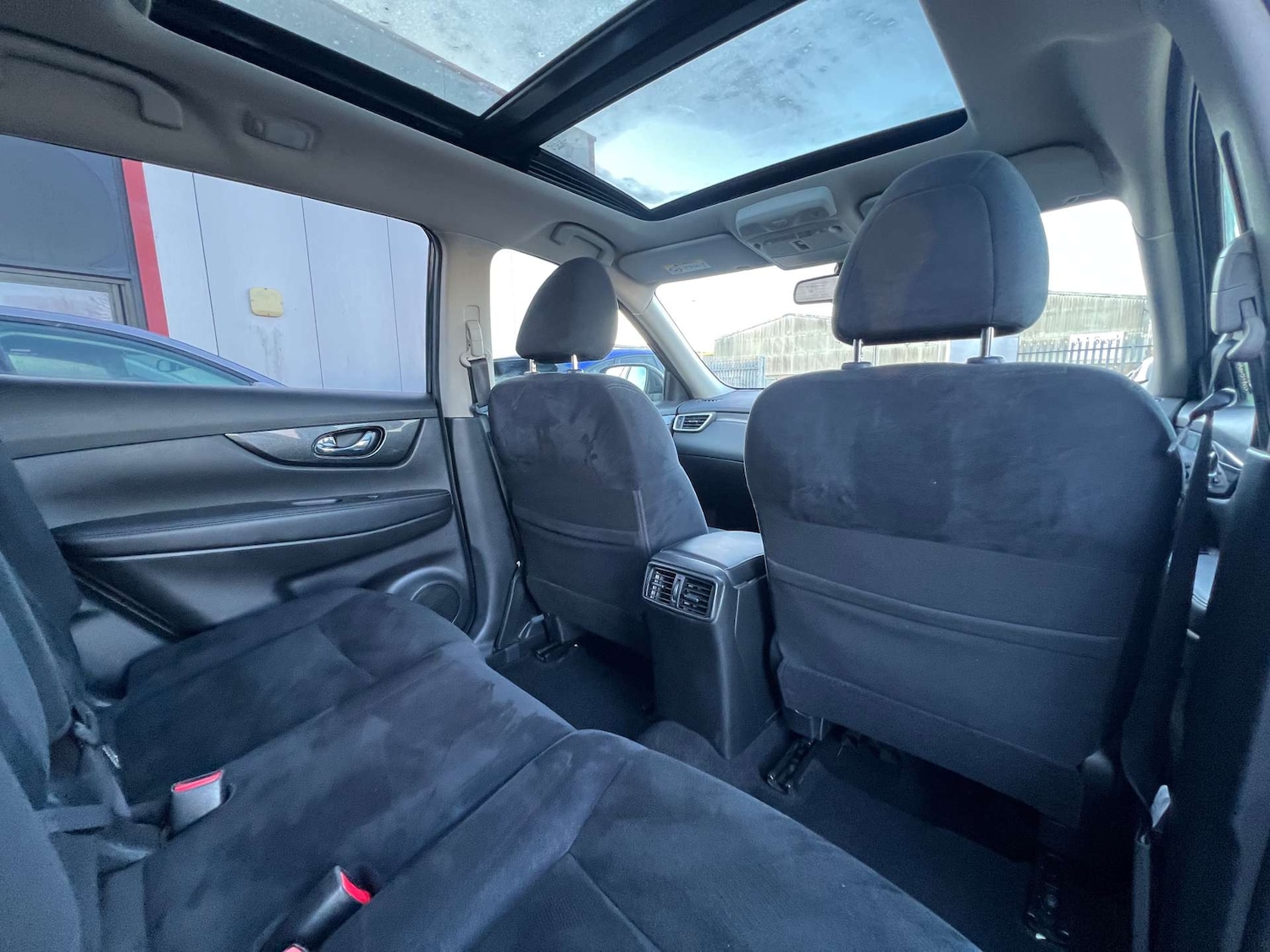 Used Nissan X-Trail 2017 for sale - 77662763: Photo 32