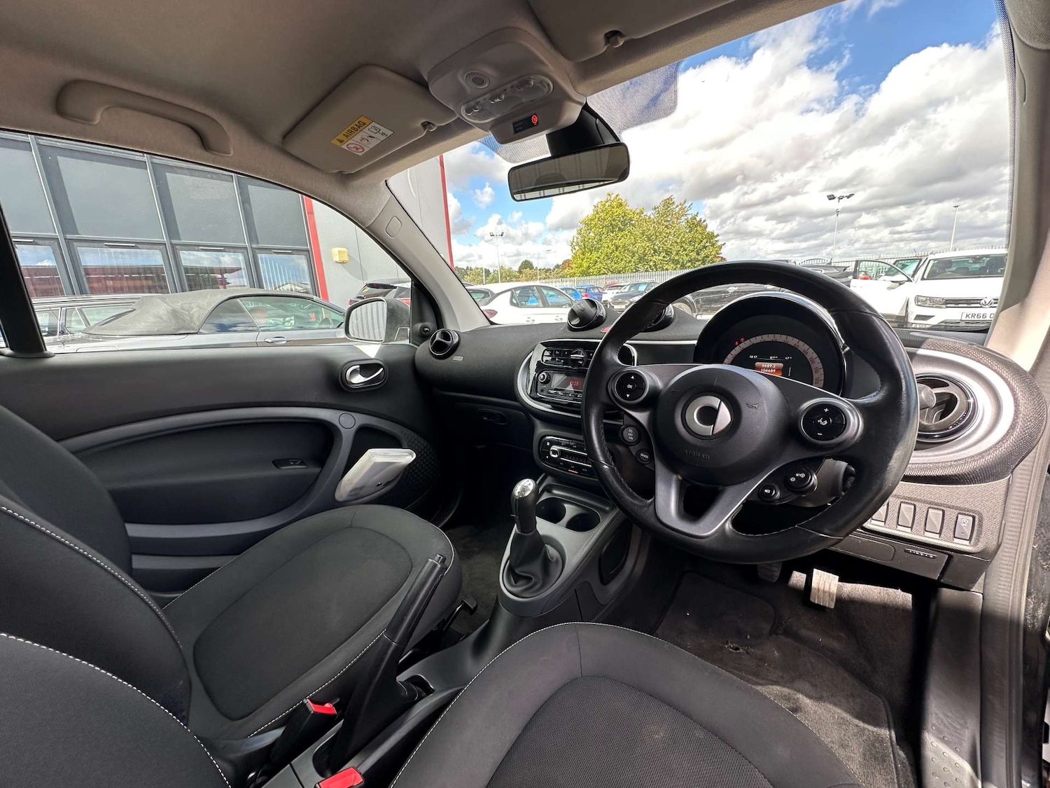 Used smart fortwo 2018 for sale - 75853125: Photo 15