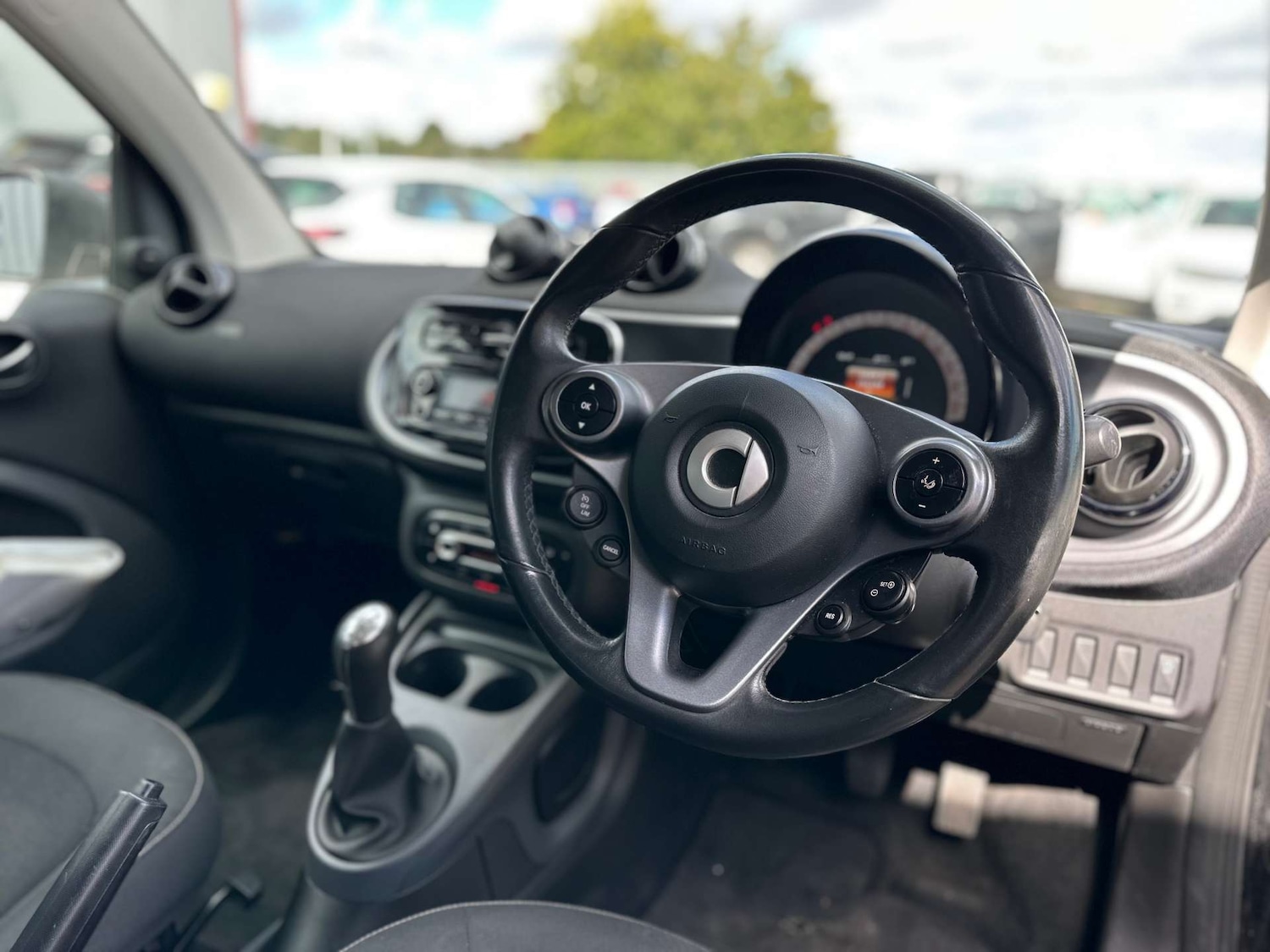 Used smart fortwo 2018 for sale - 75853125: Photo 16