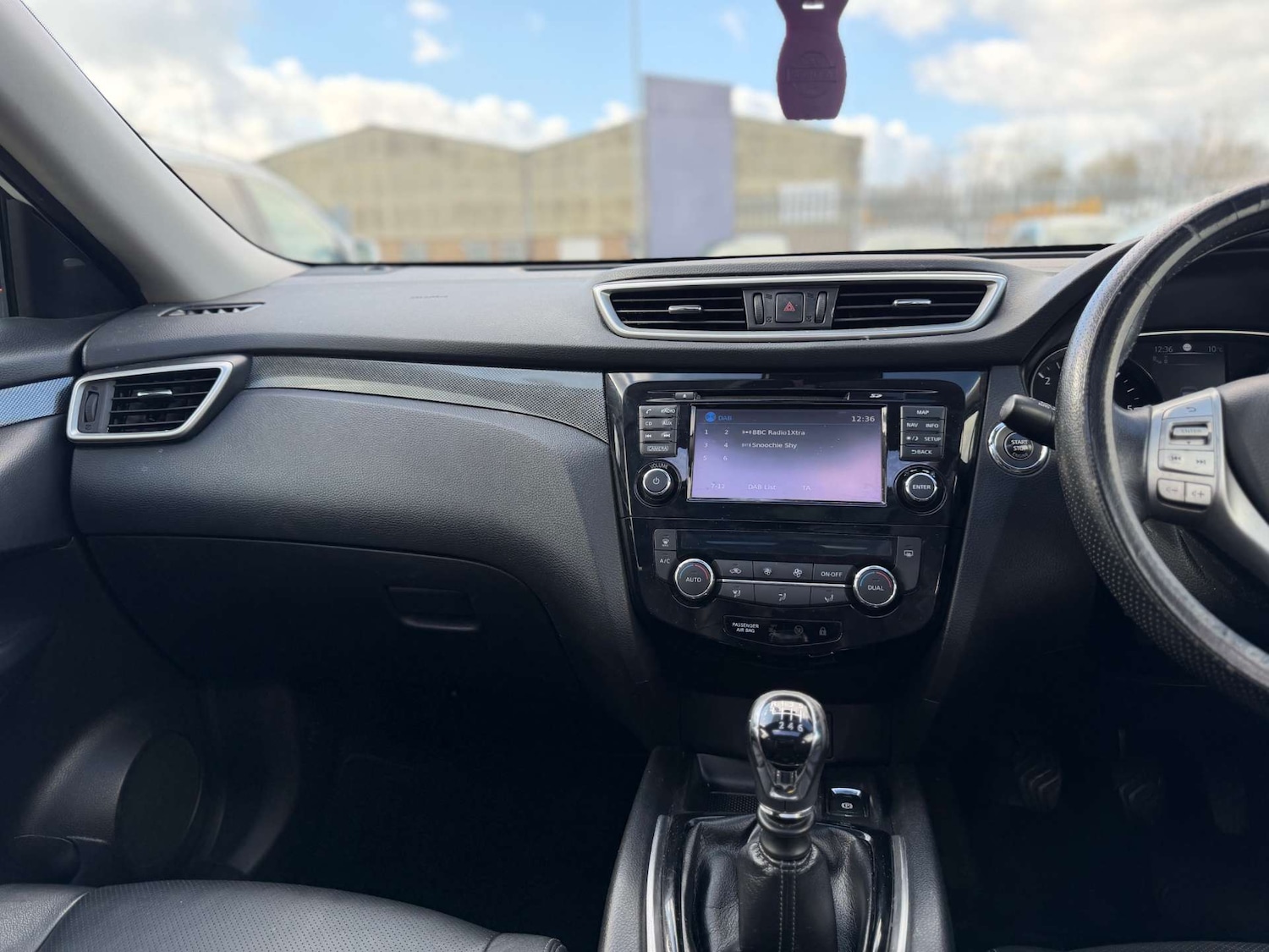 Used Nissan X-Trail 2015 for sale - 77662811: Photo 24