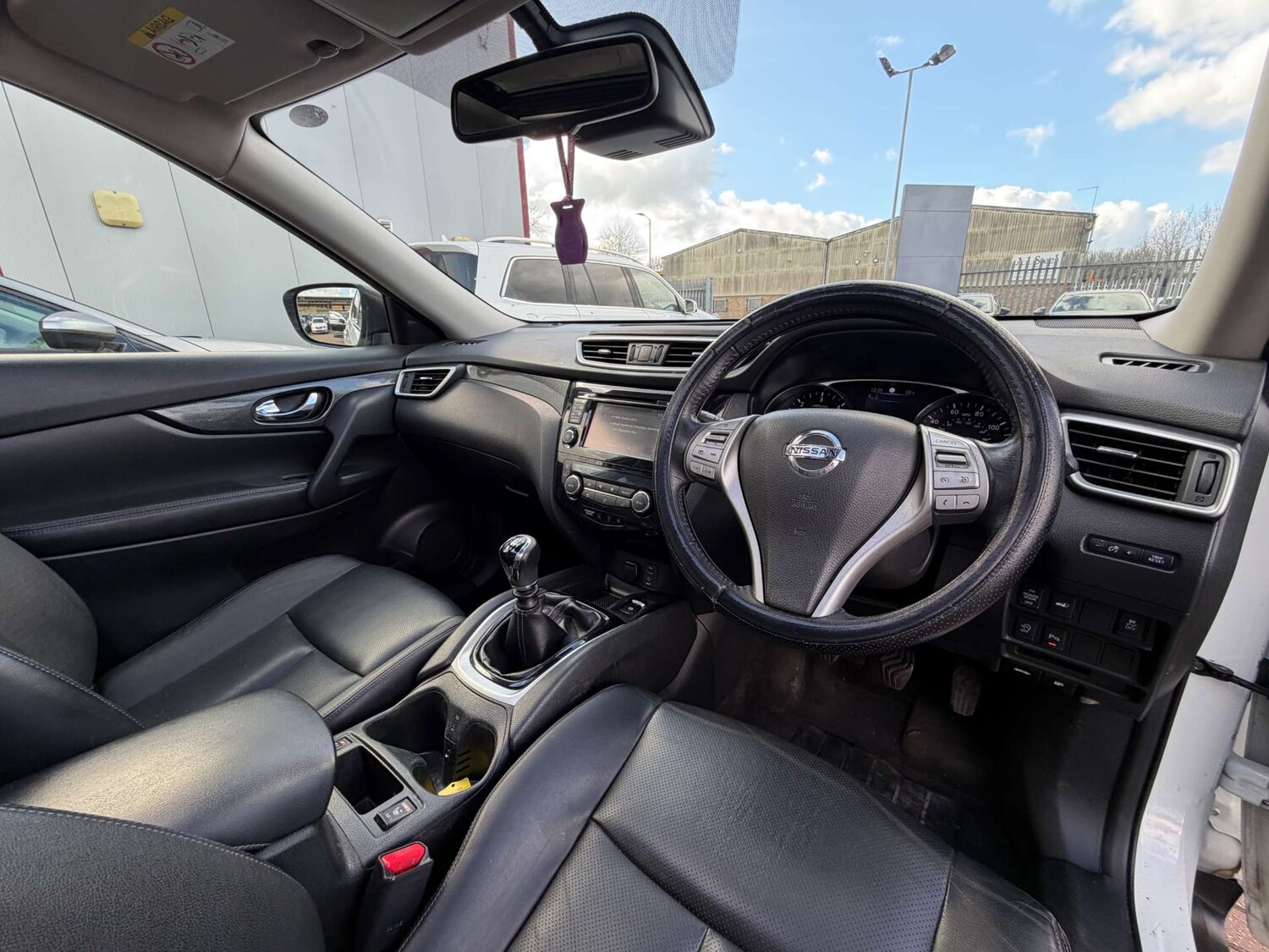 Used Nissan X-Trail 2015 for sale - 77662811: Photo 27