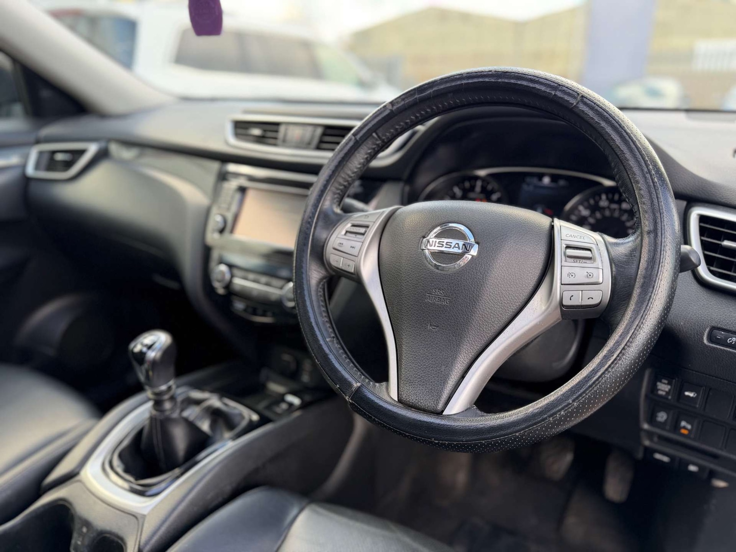 Used Nissan X-Trail 2015 for sale - 77662811: Photo 28