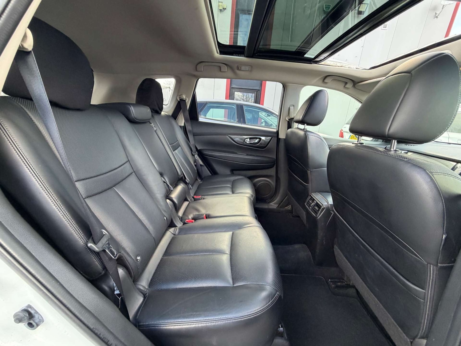 Used Nissan X-Trail 2015 for sale - 77662811: Photo 33