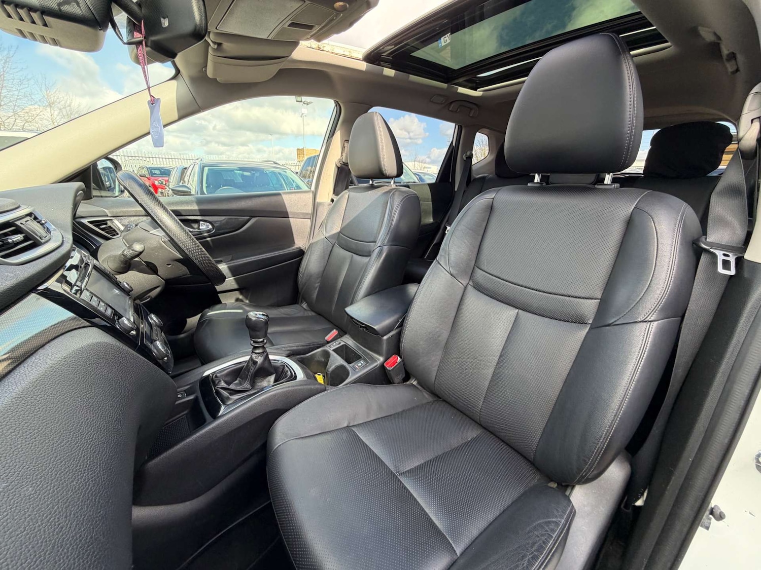 Used Nissan X-Trail 2015 for sale - 77662811: Photo 38