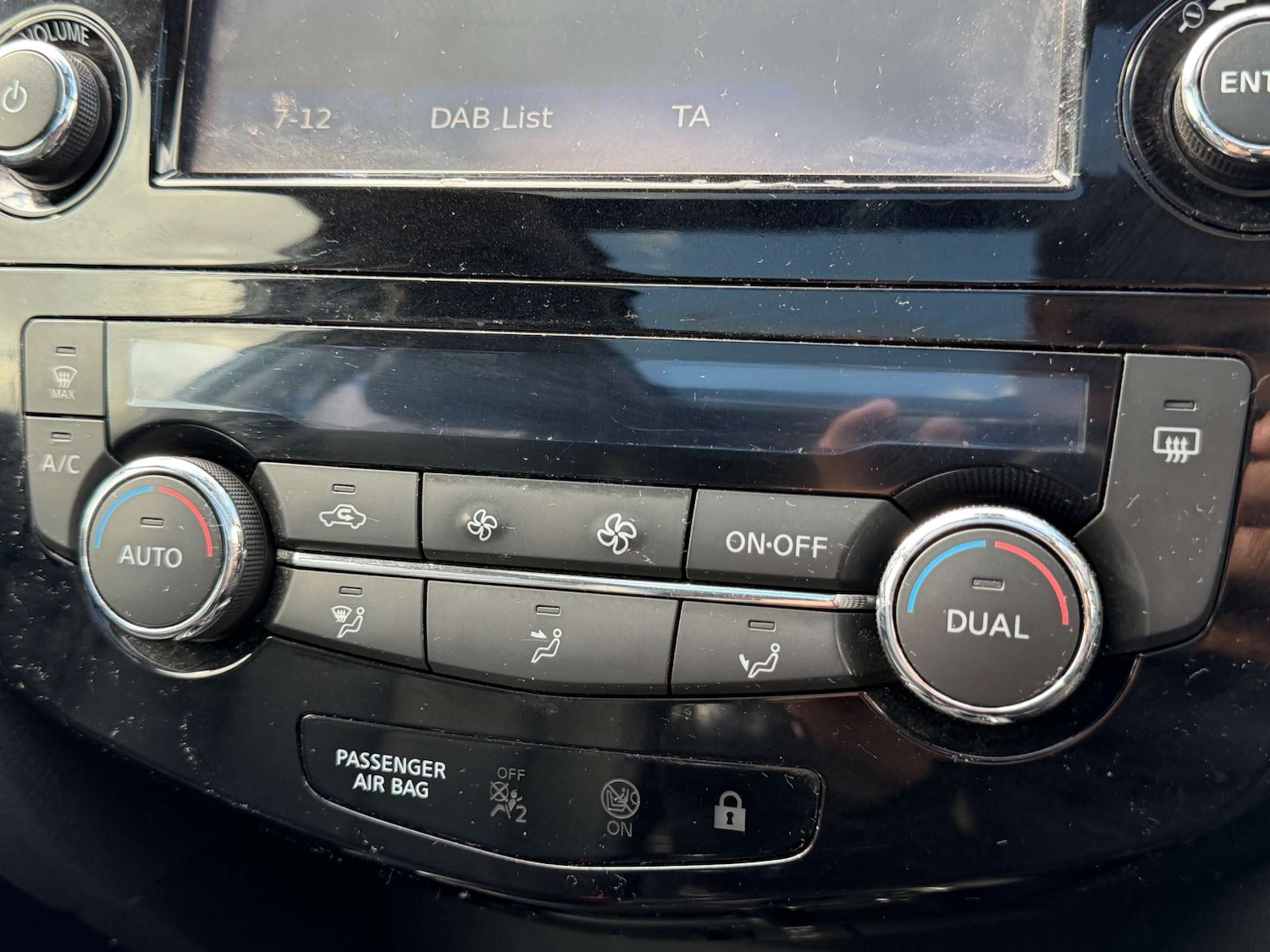 Used Nissan X-Trail 2015 for sale - 77662811: Photo 49