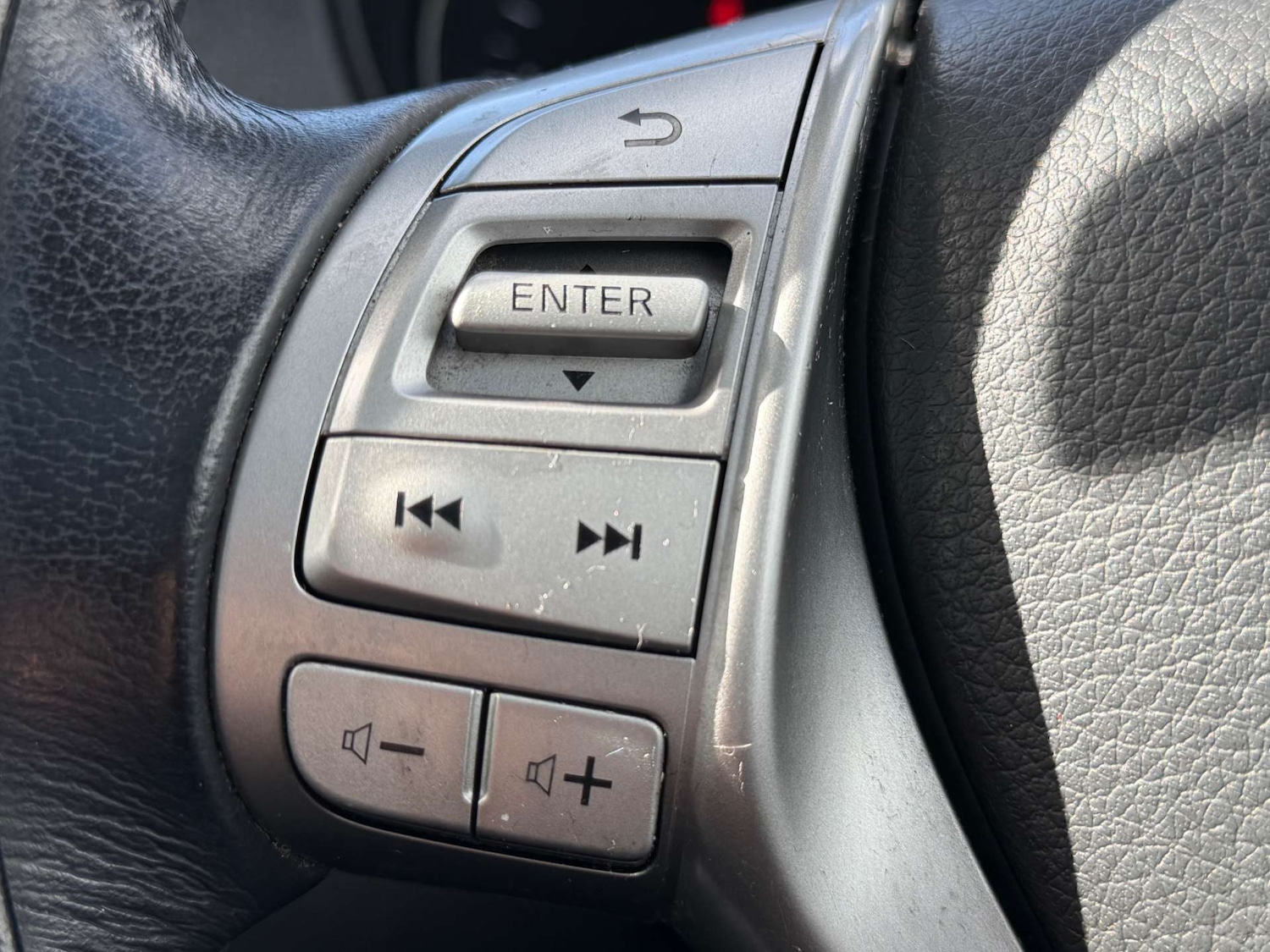 Used Nissan X-Trail 2015 for sale - 77662811: Photo 62