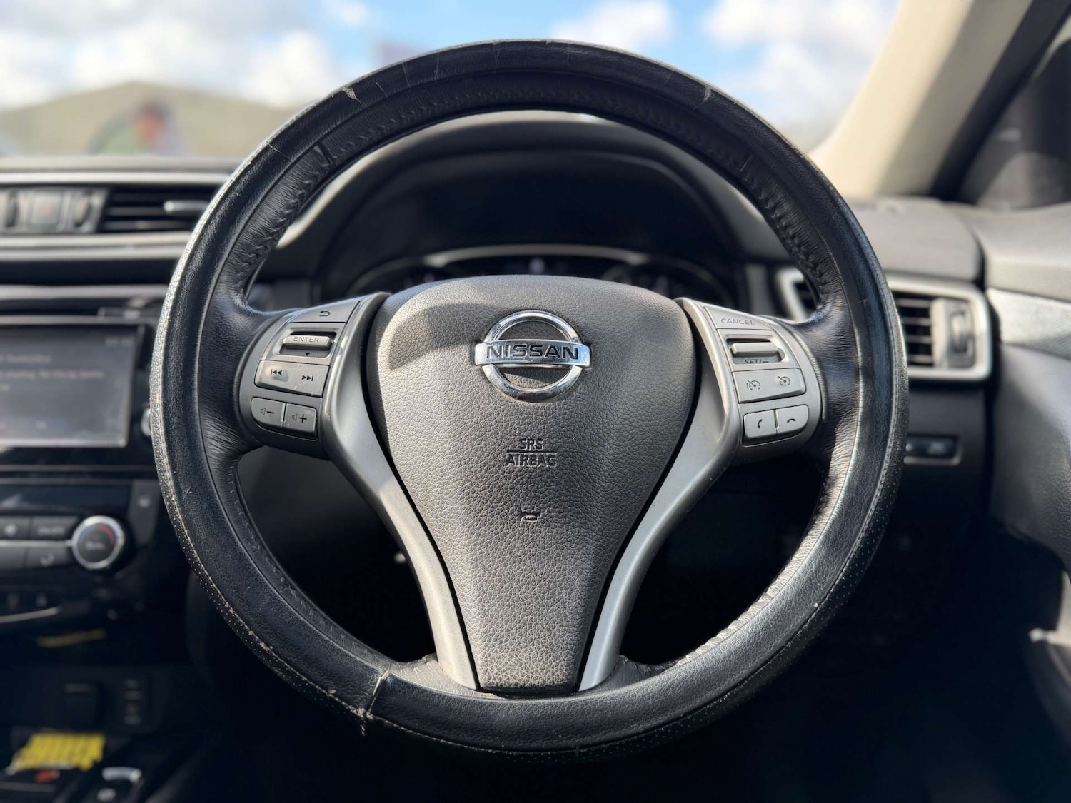 Used Nissan X-Trail 2015 for sale - 77662811: Photo 63