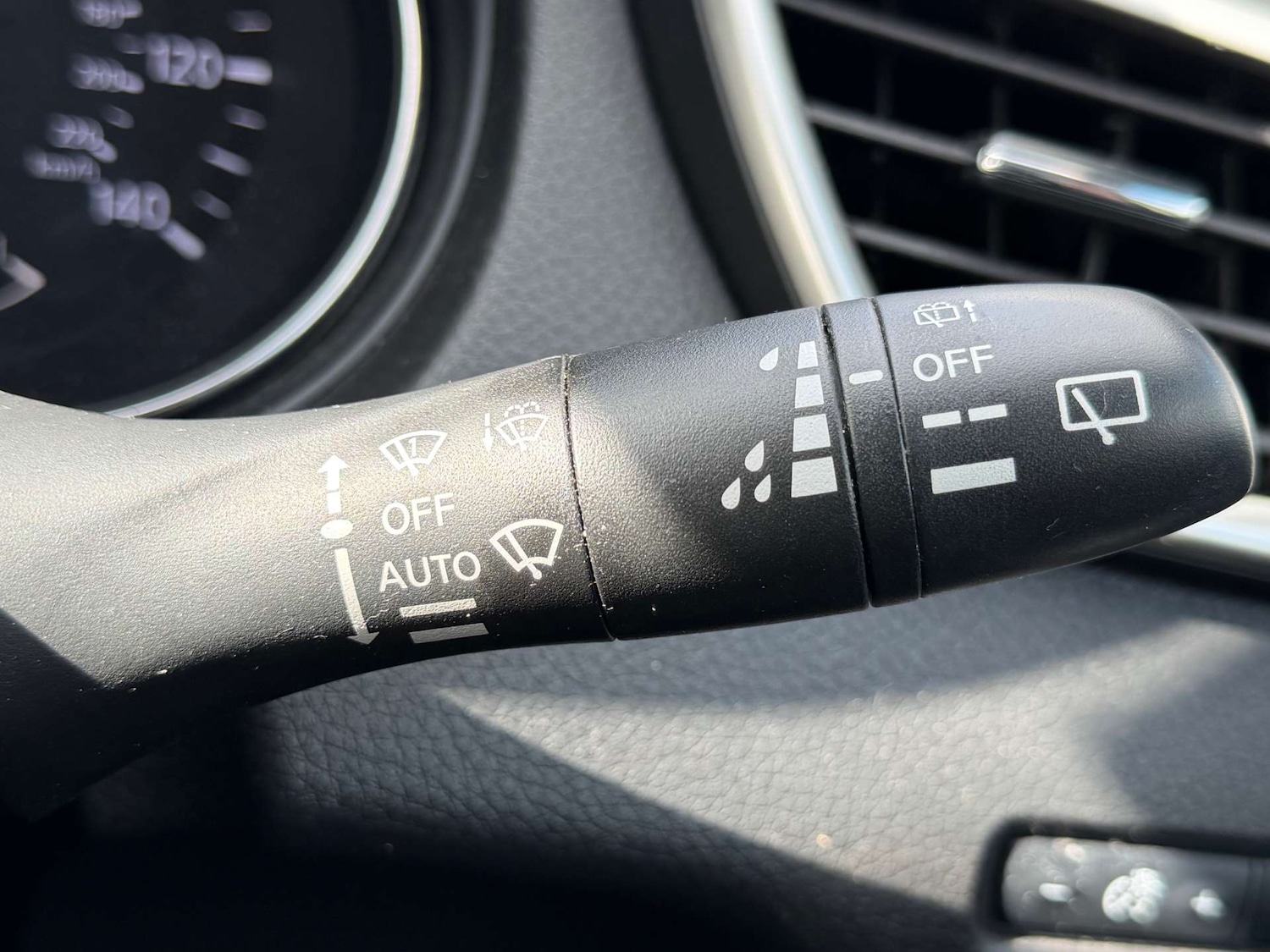 Used Nissan X-Trail 2015 for sale - 77662811: Photo 65