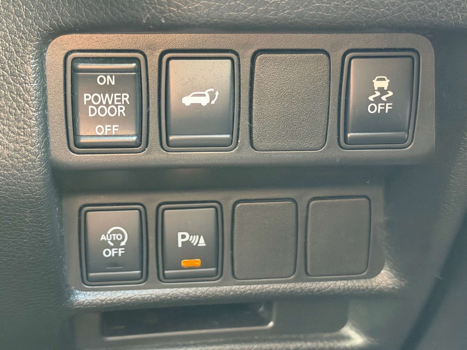 Used Nissan X-Trail 2015 for sale - 77662811: Photo 67