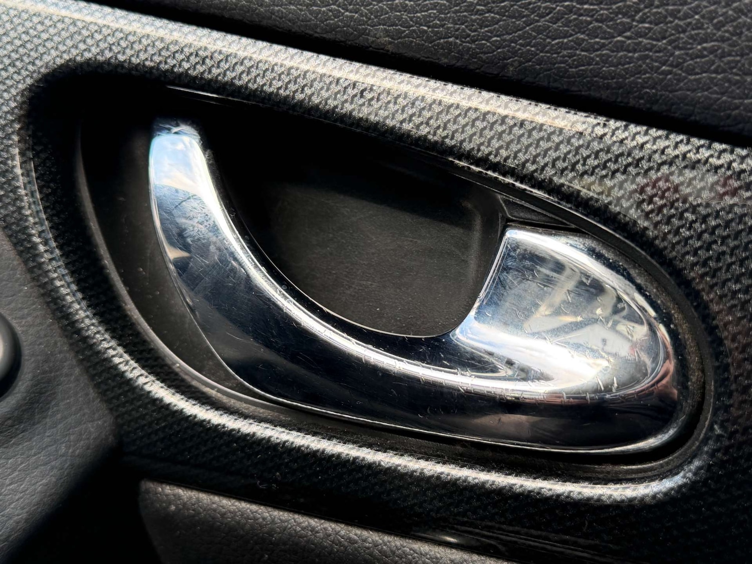 Used Nissan X-Trail 2015 for sale - 77662811: Photo 70