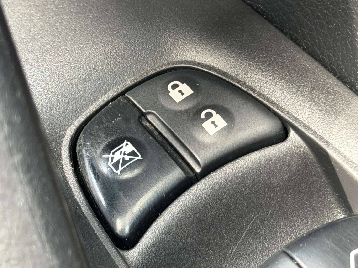 Used Nissan X-Trail 2015 for sale - 77662811: Photo 71