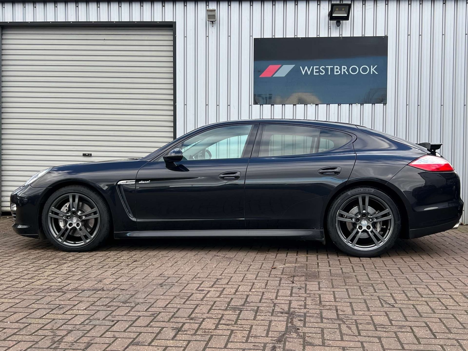 Used Porsche Panamera 2012 for sale - 76601842: Photo 6