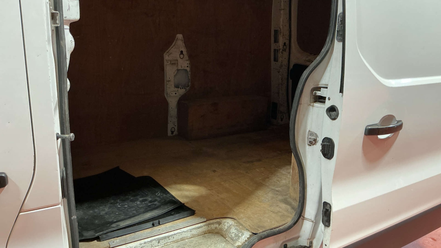 Used Renault Trafic 2017 for sale - 77911307: Photo 7