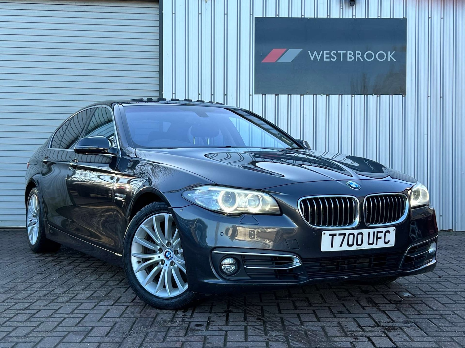 Used BMW 5 Series 2014 for sale - 76601530: Photo 1
