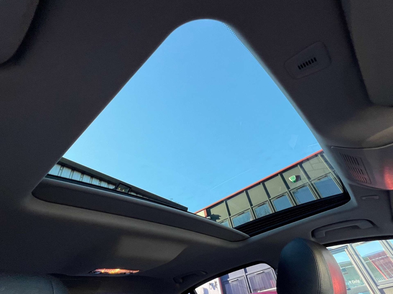 Used BMW 5 Series 2014 for sale - 76601530: Photo 15