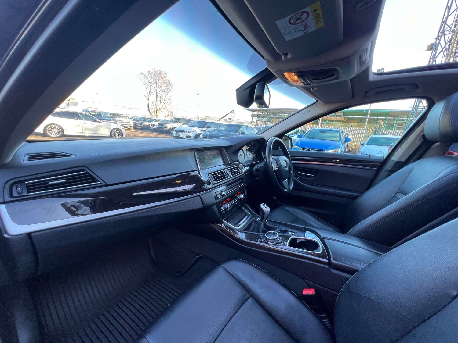 Used BMW 5 Series 2014 for sale - 76601530: Photo 37