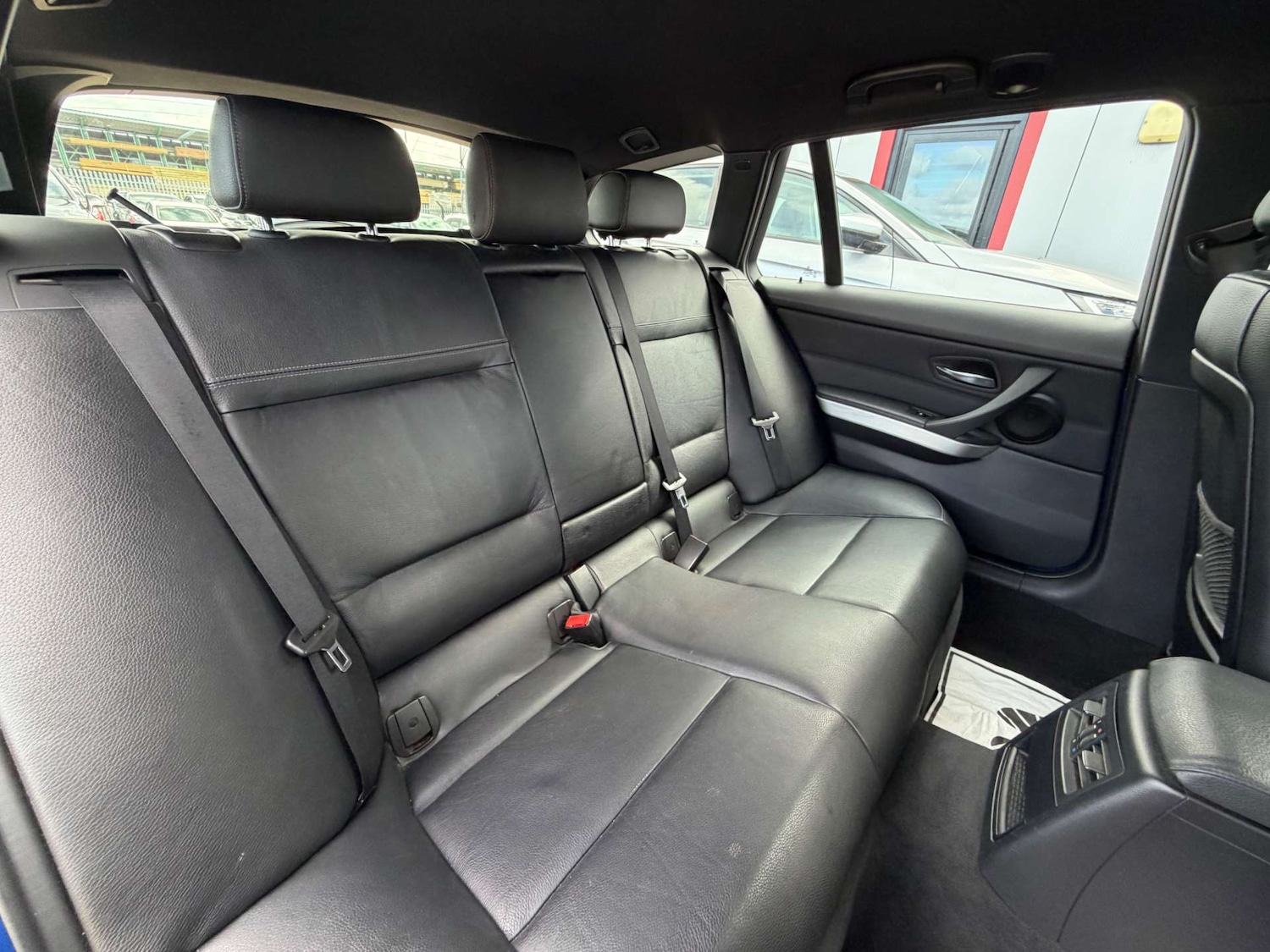 Used BMW 3 Series 2012 for sale - 77662808: Photo 19