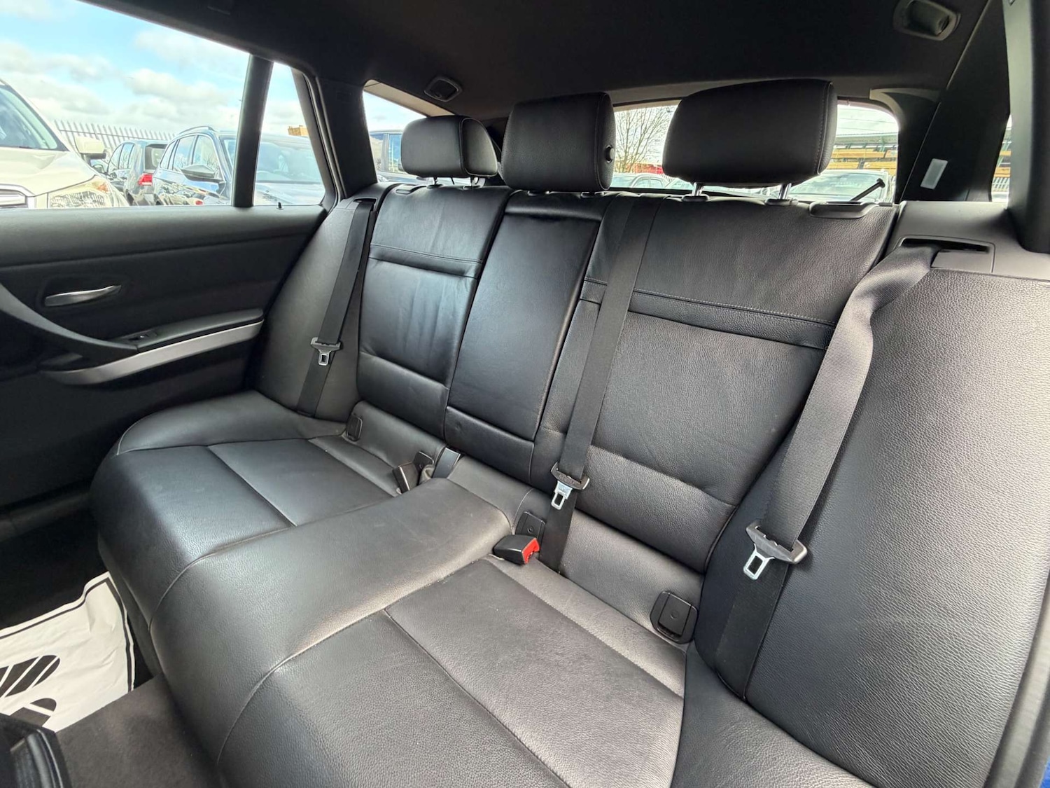 Used BMW 3 Series 2012 for sale - 77662808: Photo 23