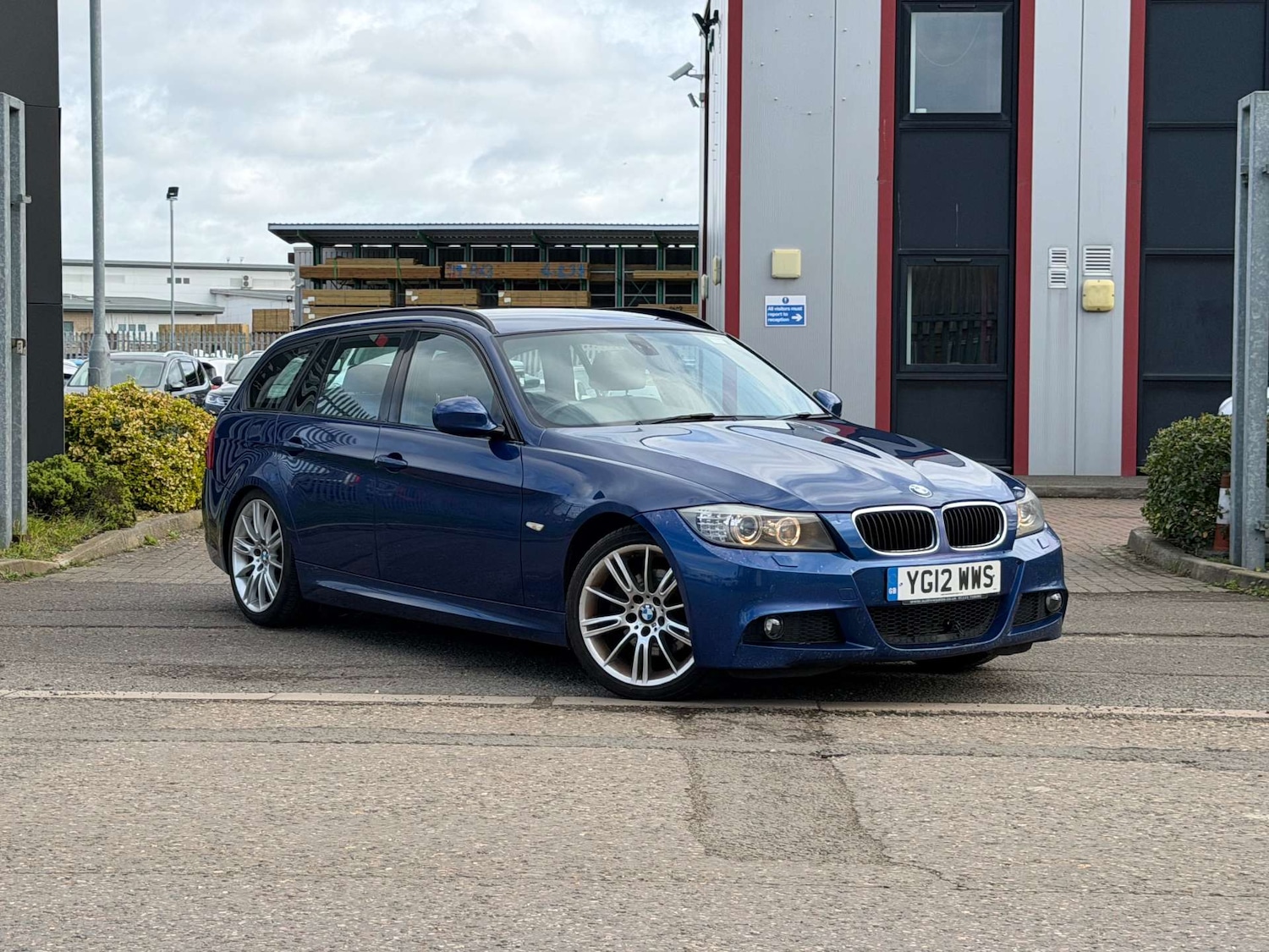Used BMW 3 Series 2012 for sale - 77662808: Photo 5