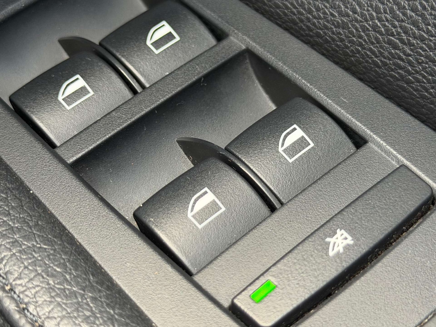 Used BMW 3 Series 2012 for sale - 77662808: Photo 56