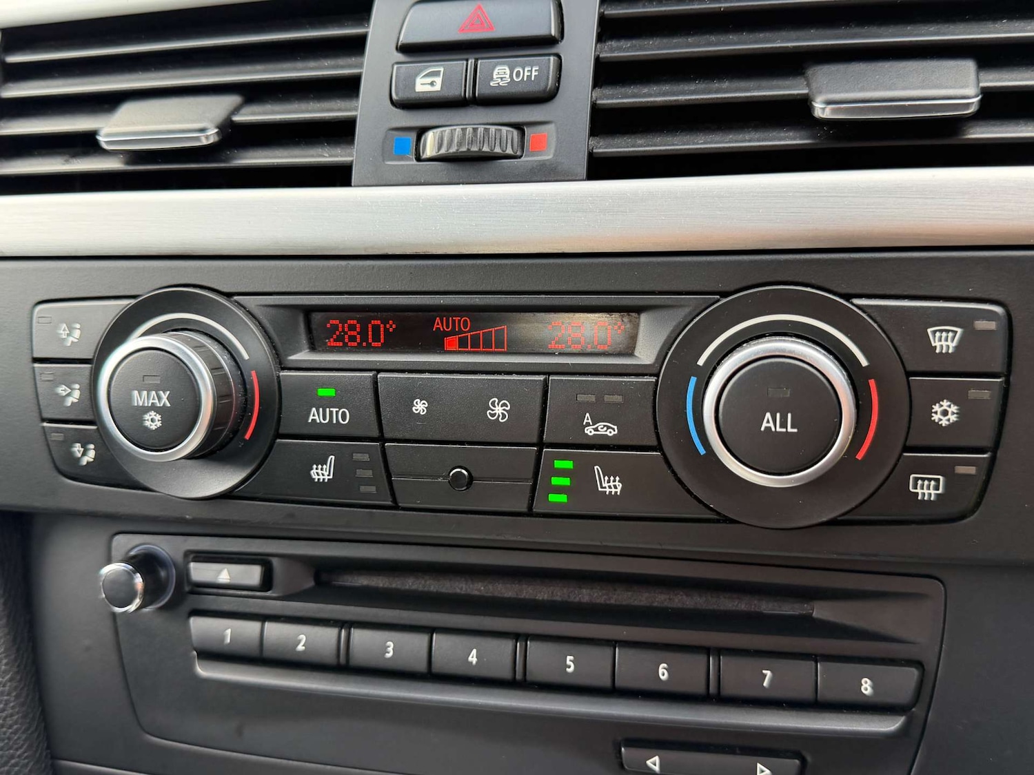 Used BMW 3 Series 2012 for sale - 77662808: Photo 61