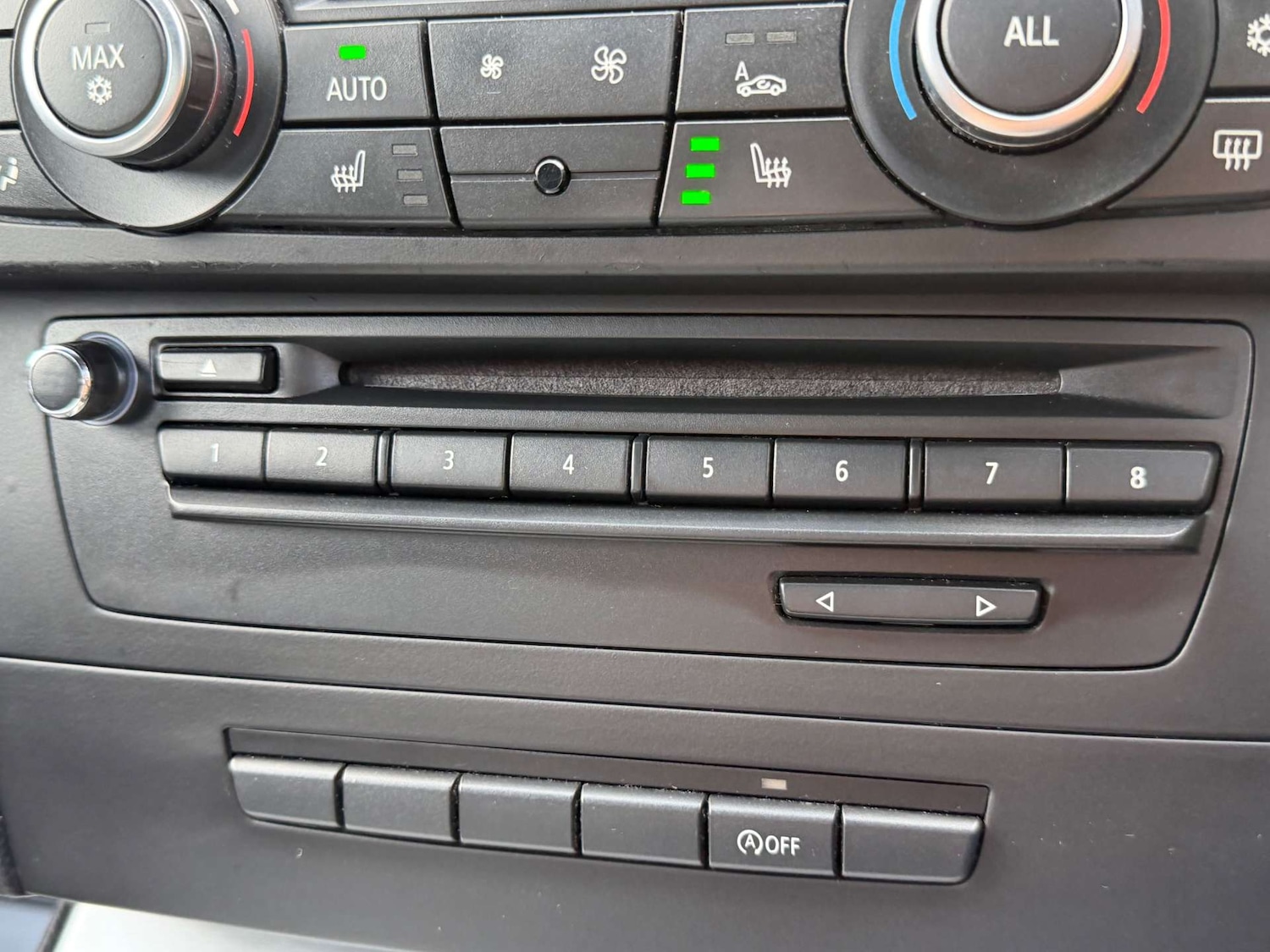 Used BMW 3 Series 2012 for sale - 77662808: Photo 64