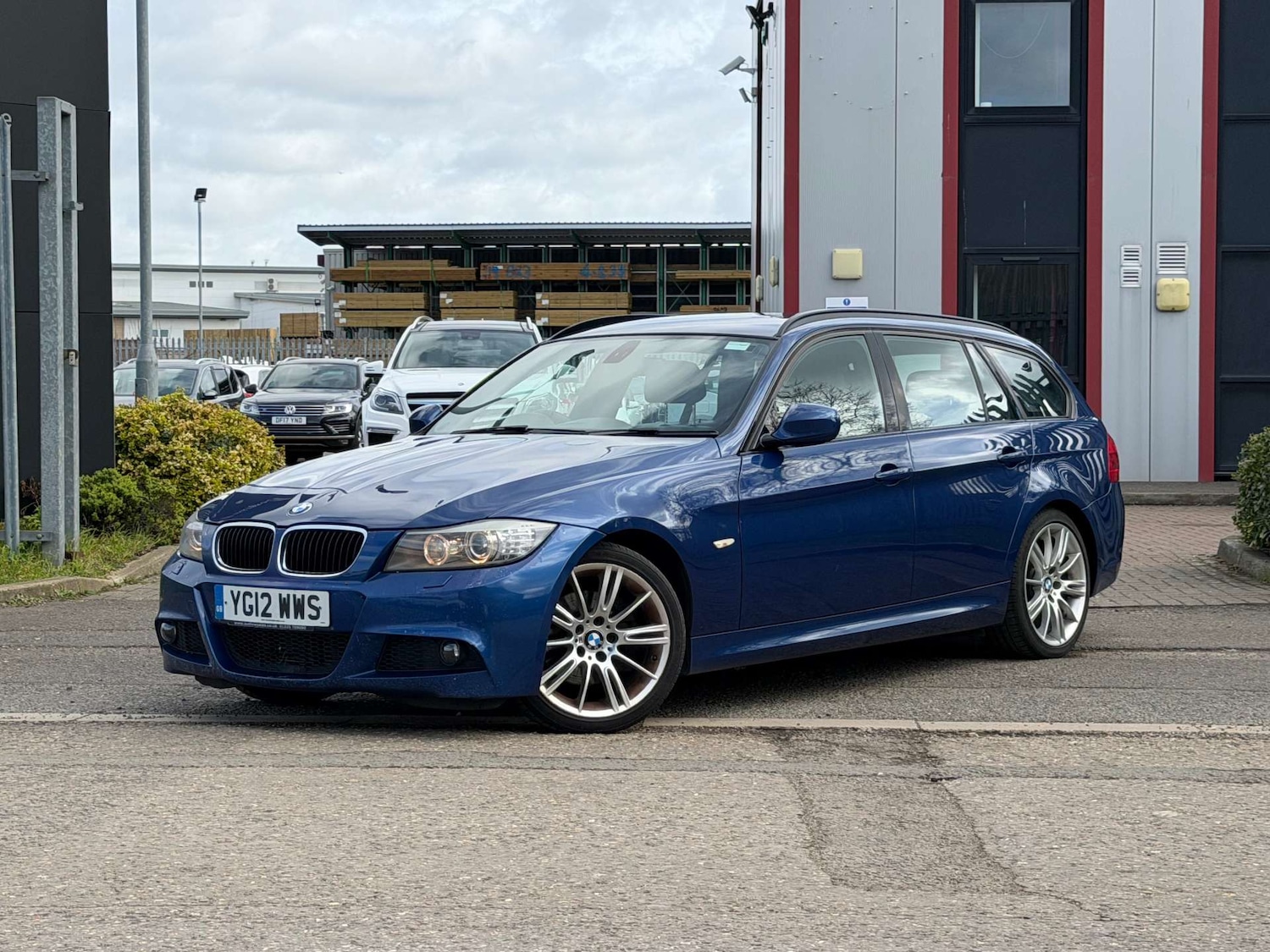 Used BMW 3 Series 2012 for sale - 77662808: Photo 8