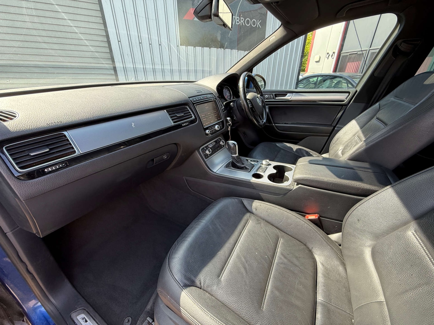 Used Volkswagen Touareg 2015 for sale - 77563346: Photo 27