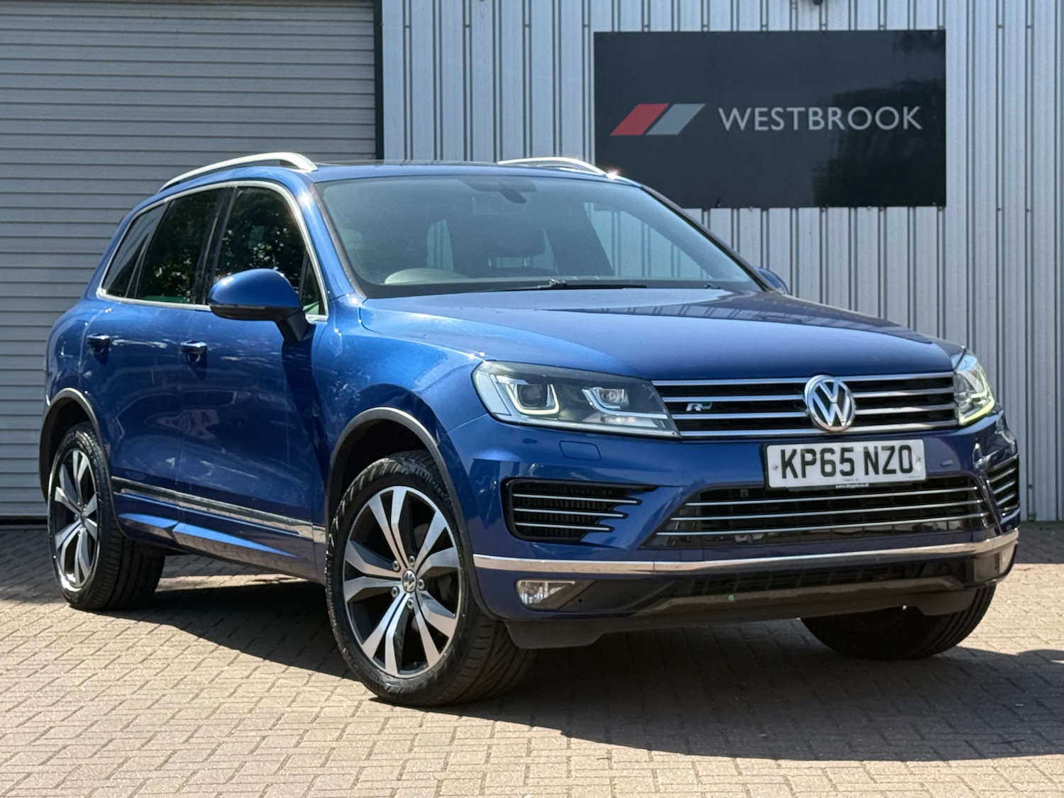 Used Volkswagen Touareg 2015 for sale - 77563346: Photo 34