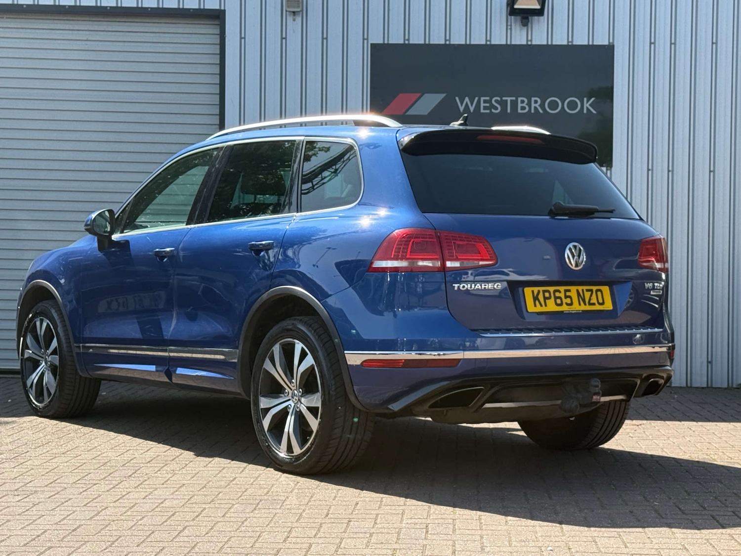 Used Volkswagen Touareg 2015 for sale - 77563346: Photo 36