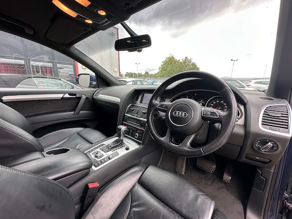 Used Audi Q7 2012 for sale - 76252740: Photo 15