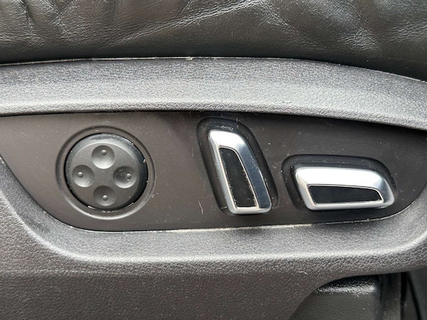 Used Audi Q7 2012 for sale - 76252740: Photo 19