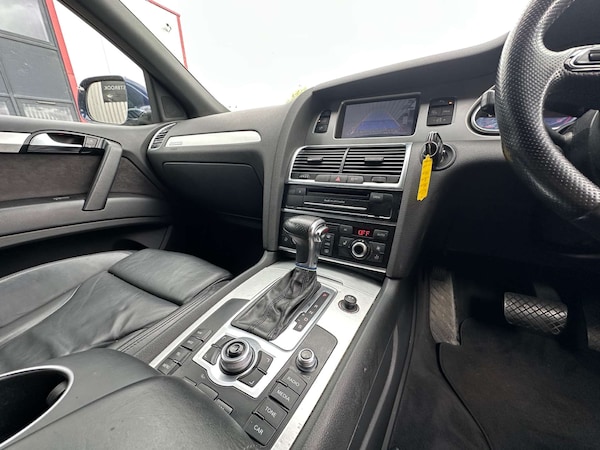 Used Audi Q7 2012 for sale - 76252740: Photo 35