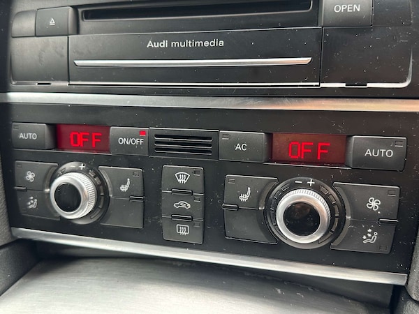 Used Audi Q7 2012 for sale - 76252740: Photo 38