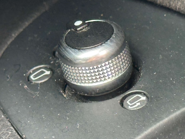 Used Audi Q7 2012 for sale - 76252740: Photo 65