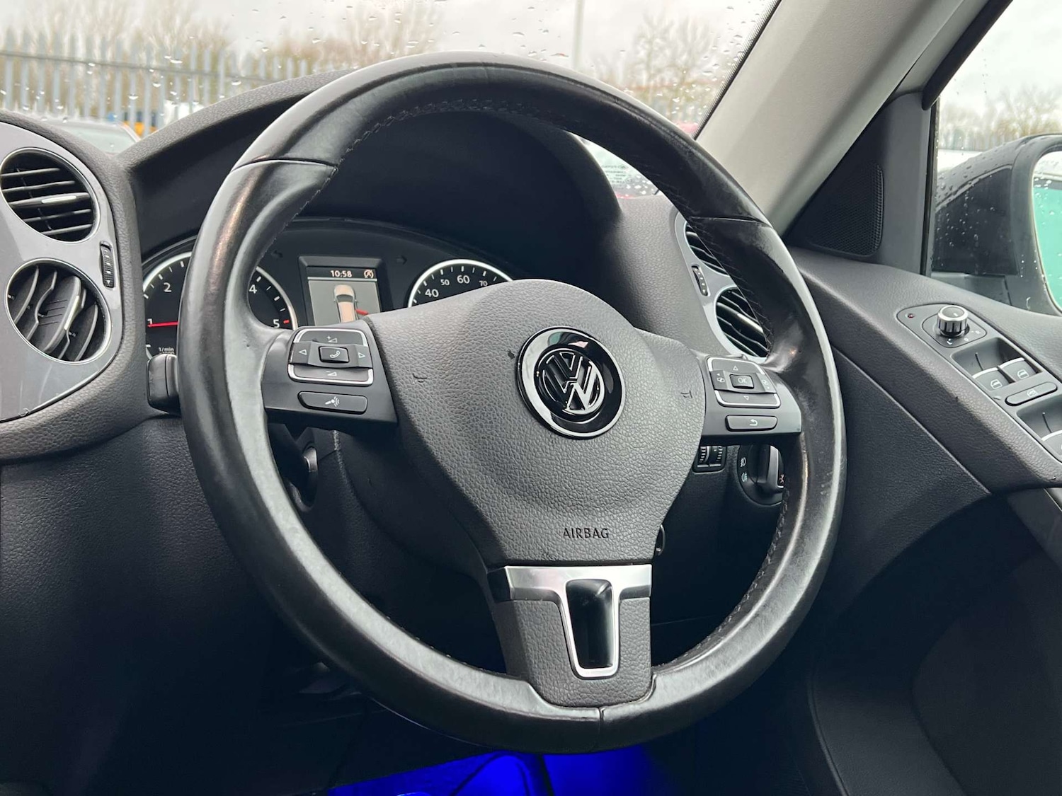 Used Volkswagen Tiguan 2012 for sale - 76881603: Photo 23