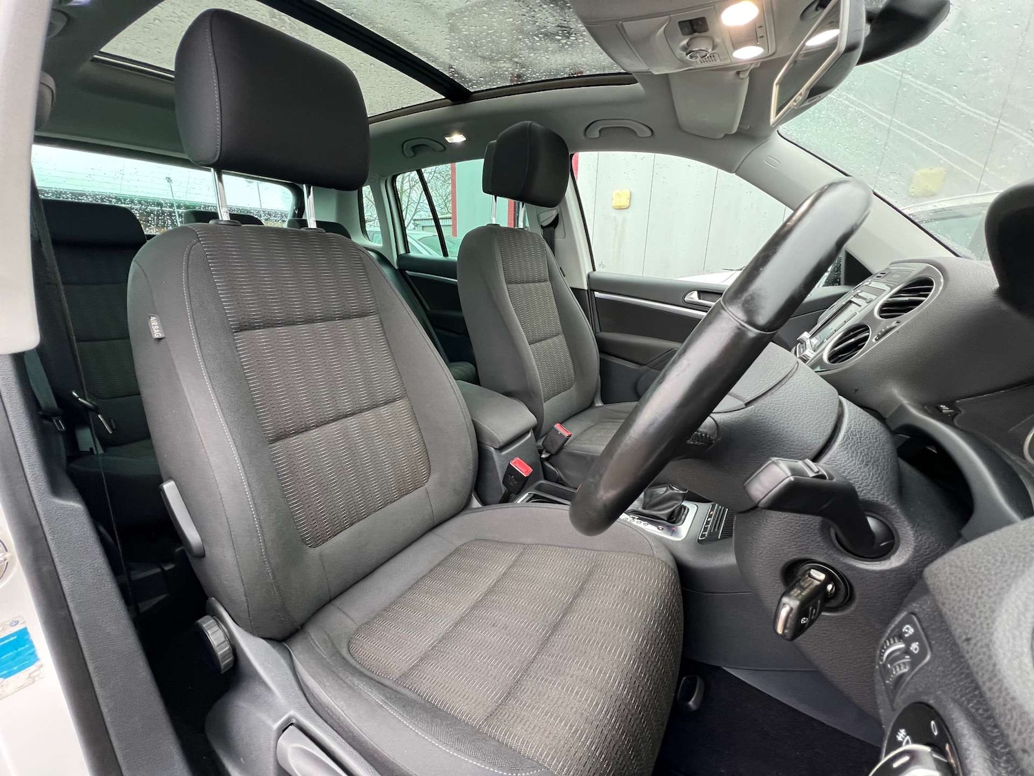 Used Volkswagen Tiguan 2012 for sale - 76881603: Photo 36