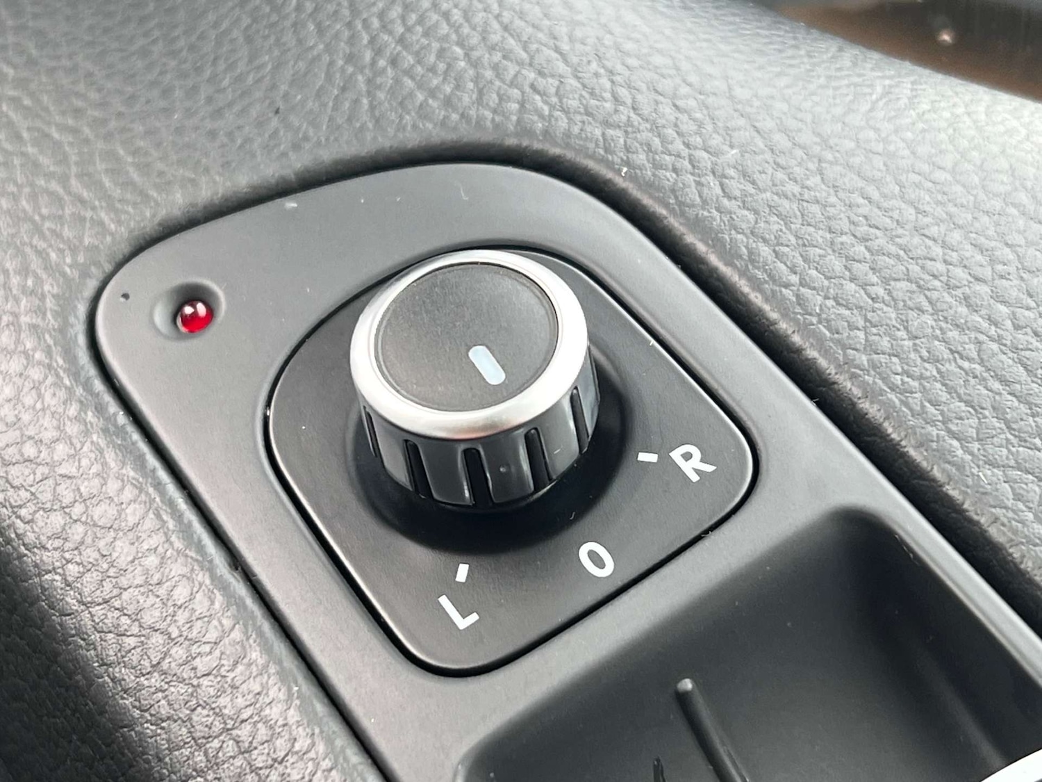 Used Volkswagen Tiguan 2012 for sale - 76881603: Photo 45