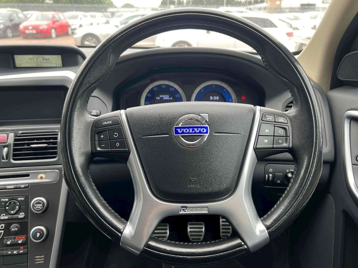 Used Volvo XC60 2010 for sale - 77872458: Photo 26