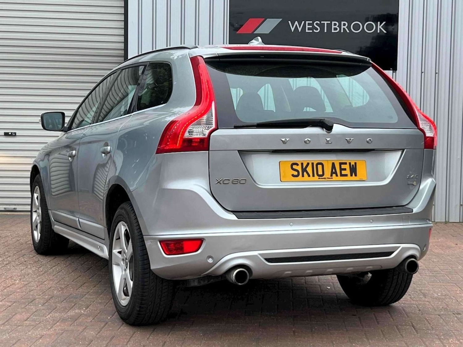 Used Volvo XC60 2010 for sale - 77872458: Photo 5