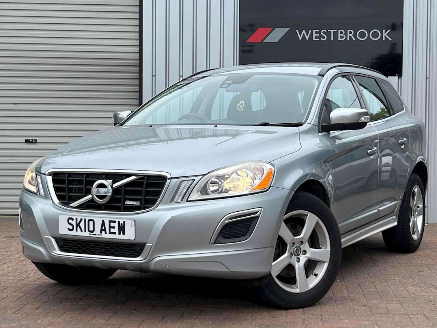 Used Volvo XC60 2010 for sale - 77872458: Photo 6