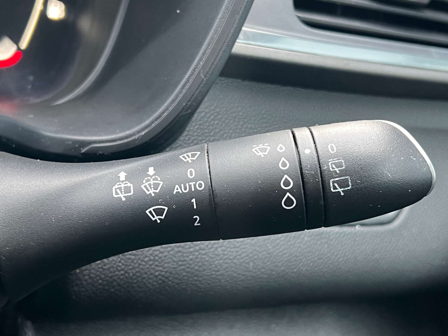 Used Renault Kadjar 2017 for sale - 76320835: Photo 49