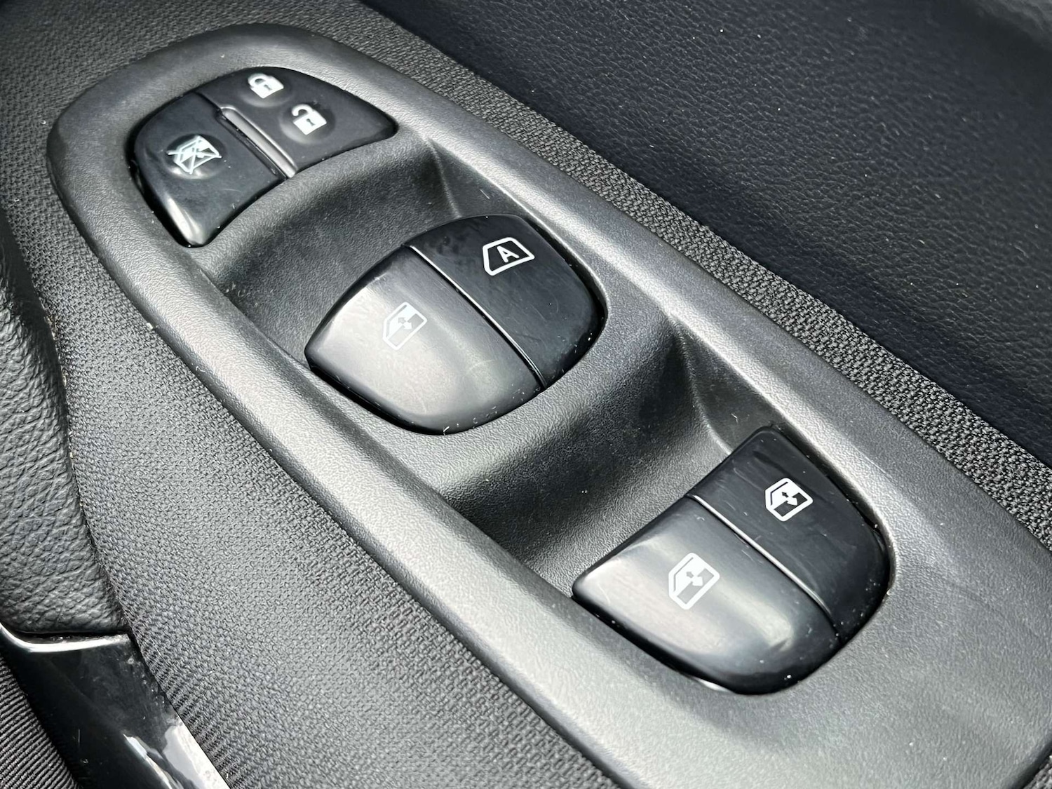 Used Renault Kadjar 2017 for sale - 76320835: Photo 60