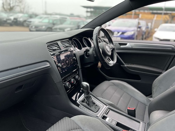 Used Volkswagen Golf 2019 for sale - 73922806: Photo 15