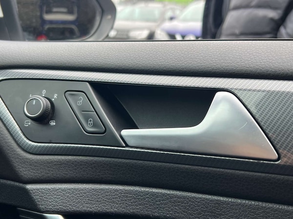 Used Volkswagen Golf 2019 for sale - 73922806: Photo 49